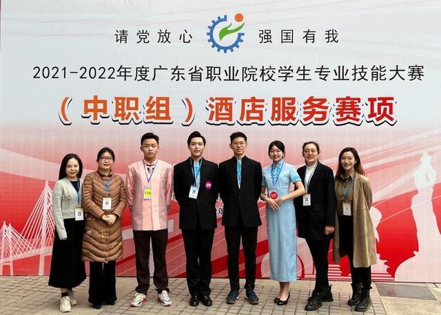 掌握一技之长立足社会，实现人生价值