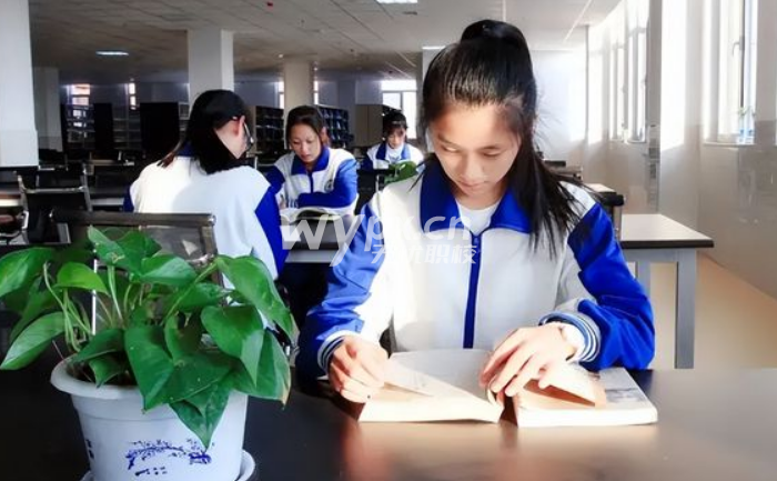 读了中专还能读大学吗
