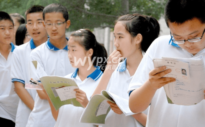 如果初中成绩不好考不上高中怎么上大学