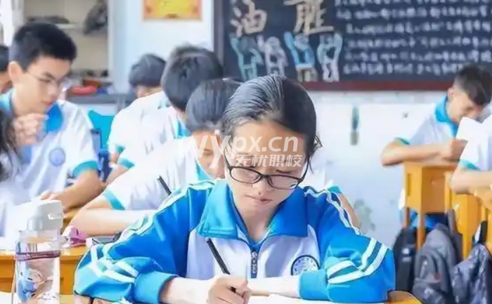 初中生考不上高中能上技校吗